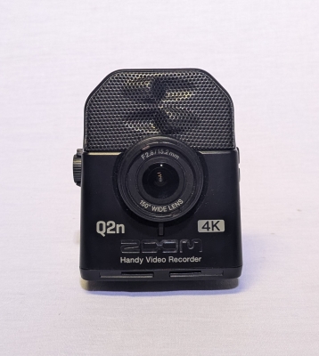 Zoom - Q2n-4K Ultra-HD Handheld 4K Audio/Video Recorder